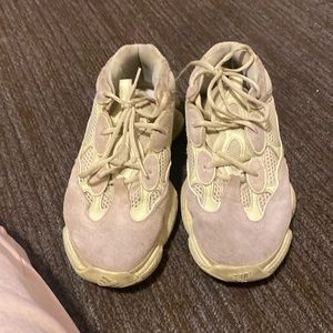 Yeezy 500
